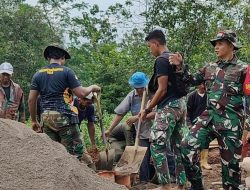 Pengecoran Jalan TMMD ke-124 Kodim 0610/Sumedang Capai 75%, Dansatgas Turun Langsung ke Lokasi