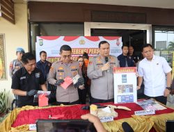 Terbongkar !! Marketing Judi Online di Pelabuhan Digerebek, 3 Orang Langsung Ditangkap Polisi