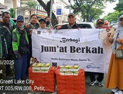 Tim Relawan Media Gakorpan Dan TV Gapta, Adakan Giat Jumat Berkah Berbagi Ratusan Nasi kotak Ke Warga