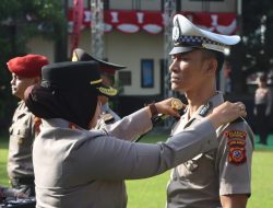Kapolresta Cirebon Pimpin Upacara Korps Rapot Kenaikan Pangkat Periode Juli 2025
