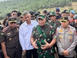Menhut Raja Juli Tutup 8000 Hektare Lahan Sawit Demi Rehabilitasi TNTN