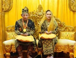 Kapolri Terima Anugerah Adat Ingatan Budi dari LAM Riau: Simbol Kehormatan, Amanah Moral, dan Komitmen Kebangsaan