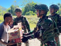 Satgas Yonif 521/DY Anjangsana di Distrik Benawa