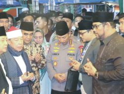 Kapolri Hadiri Haul Ponpes Buntet Pesantren Cirebon, Sebut Polri-Ulama Saling Melengkapi dalam Menjaga Persatuan dan Kesatuan Bangsa