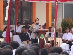 Polresta Cirebon Gelar Police Goes To School dan Pemeriksaan Kesehatan Pelajar di SMAN 1 Pabedilan