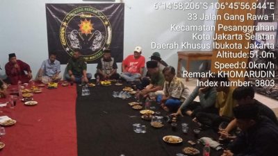 Rapat Haul Kong Saun Guru Besar Pencak silat Bunga Lari diadakan di kampung Bintaro Jakarta Selatan