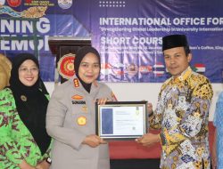 Kapolresta Cirebon Raih Penghargaan “Global Safety Ambassador for Cirebon’s Strategic Region” dari Universitas Muhammadiyah Cirebon