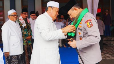 Kapolri Temui Gus Ubed di Ponpes Langitan Jatim, Jaga Silaturahmi dengan Ulama