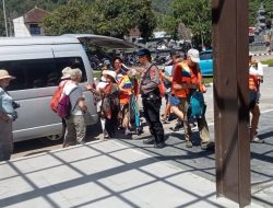 Polres Bangli Giatkan Pengamanan Bagi Wisatawan yang Berkunjung di Obyek Wisata Danau Batur.