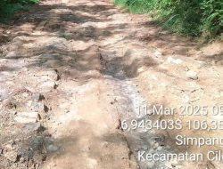 Warga Masyarakat Desa Cilograng Dan Desa Lebak Tipar Harapkan Gubernur Banten Perhatikan Infrastruktur Jalan Poros Desa