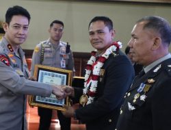 Wujud Penghormatan dari Institusi, Kapolda Bali beri Penghargaan Personel yang memasuki masa Purna Bhakti T.A. 2025