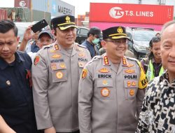 Kapolres KP3 Pelabuhan Tanjung Priok Pimpin Pengamanan Konferensi Pers, Polri Bersama Bea Cukai