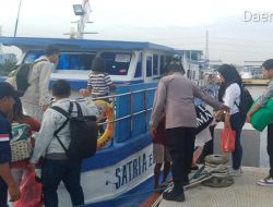 Personel Ops Sikat Jaya, Lakukan Pengamanan dan Pelayanan Wisata ke Kepulauan Seribu